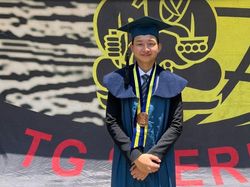 Cerita Rakha Jadi Lulusan Termuda ITB di Usia 19 Tahun, Mau Tahu Tipsnya?