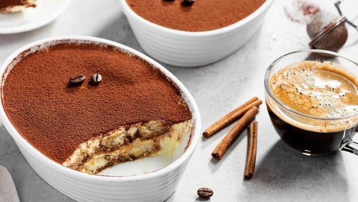 Restoran Ini Jual Tiramisu Rp 3,6 Juta, Cara Bikinnya Dipertanyakan