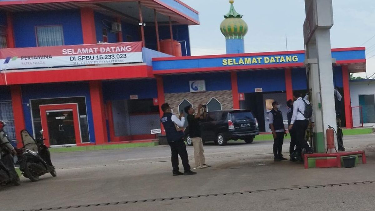 Pria Dicegah Imigrasi Medan ke Malaysia Pengelola SPBU yang Disegel di Aceh