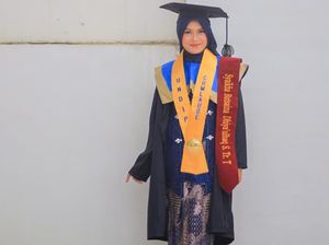 Baru Lulus Berpredikat Cum Laude, Syaikha Dipinang 4 Perusahaan-Punya 16 Sertifikat
