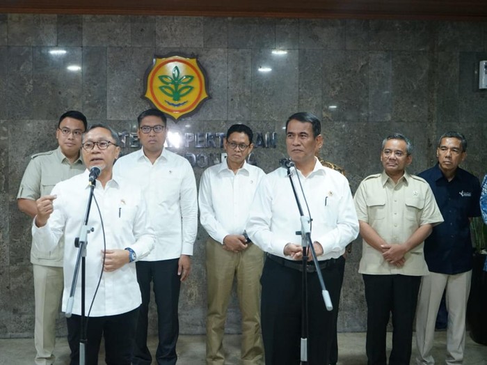 Zulkifli Hasan dan Andi Amran Sulaiman