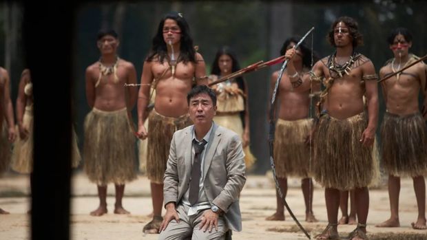 Cuplikan adegan dalam film Amazon Bullseye.