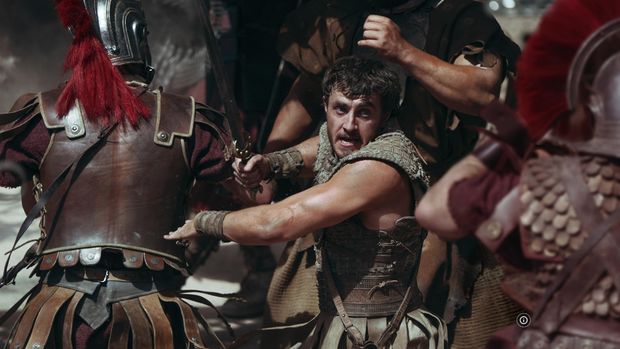 Cuplikan adegan dalam film Gladiator II.