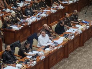 Anggota DPR Tanya soal Tom Lembong, Jaksa Agung Pastikan Hati-hati