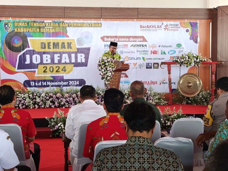 Job Fair di Pendopo Kesenian Tembiring, Demak, Rabu (13/11/2024)