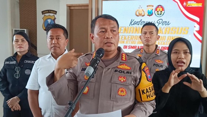 Kabid Humas Polda Jatim Kombes Dirmanto