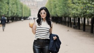 Medina Dina mendapatkan sambutan hangat dari keluarga Gading Marten. Foto: Instagram/@medinadinaaa