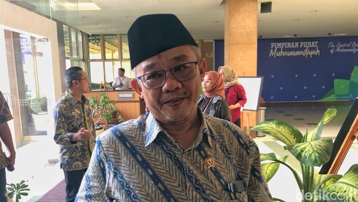 Mendikdasmen Abdul Muti di kantor PP Muhammadiyah, Kota Jogja, Rabu (13/11/2024).