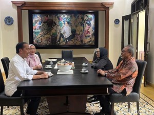 Zulkilfli Hasan Temui Jokowi di Solo, Begini Momennya