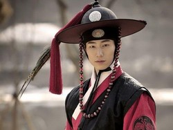 Aktor Song Jae Rim Dimakamkan Hari Ini, Terungkap Sempat Diteror Penguntit