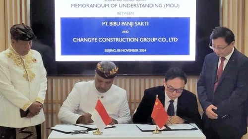 Penandatanganan MoU PT BIBU Panji Sakti dengan ChangYe Construction Group pada 8 November 2024 di KBRI Beijing. (Dok. PT BIBU Panji Sakti)