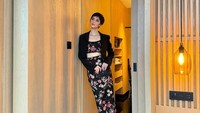 Renata Kusmanto tak jenuh urus keluarga, karena bisa membagi waktu untuk menyenangkan diri sendiri. (Foto: dok Instagram)