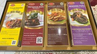 Tawaran kerjasama dari perusahaan tersebut akhirnya disanggupi oleh Uni Tutie. Semua persayaratan diurus olehnya, mulai dari BPOM RI MD (Makanan Dalam) hingga HACCP (Hazard Analysis Critical Control Point). Foto: detikFood