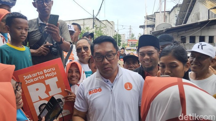 Ridwan Kamil di Tanah Merah, Jakarta (Maulana Ilhami Fawdi/detikcom)