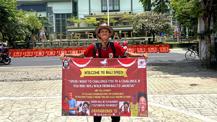 Rahasia Pria Tempuh 45 Hari Jalan Kaki Bali-Jakarta, Minum Sumbagold