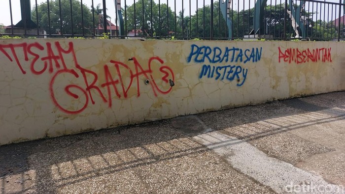 Vandalisme di Taman Pataraksa Kabupaten Cirebon