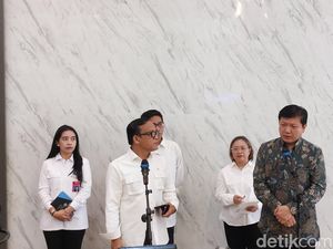 Bos Sritex Pagi-pagi Dipanggil Wamenaker, Klarifikasi Isu PHK