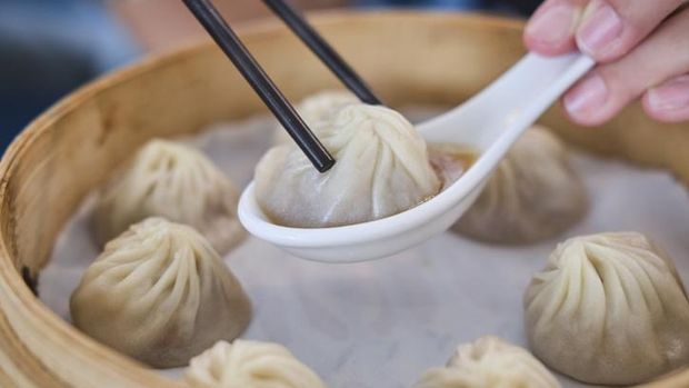 Wow! Mahasiswa Rela Naik Sepeda 50 KM Demi Makan Sup Dumpling