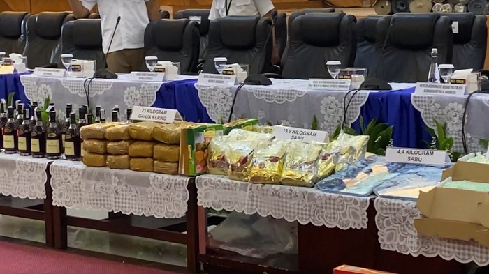 Bea Cukai telah melakukan penindakan sebanyak 31.275 kasus penyelundupan dalam kurun waktu Januari sampai November 2024. Total nilai barang mencapai Rp 6,1 triliun dan berpotensi merugikan negara sebesar Rp 3,9 triliun