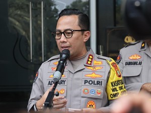 Polisi Tes Urine 1.240 Massa Ricuh di Gedung DPR, 22 Orang Positif Narkoba