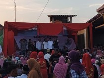 Dengarkan Aspirasi Warga, Cak Fauzi Disambut Ribuan Emak-emak di Sapeken