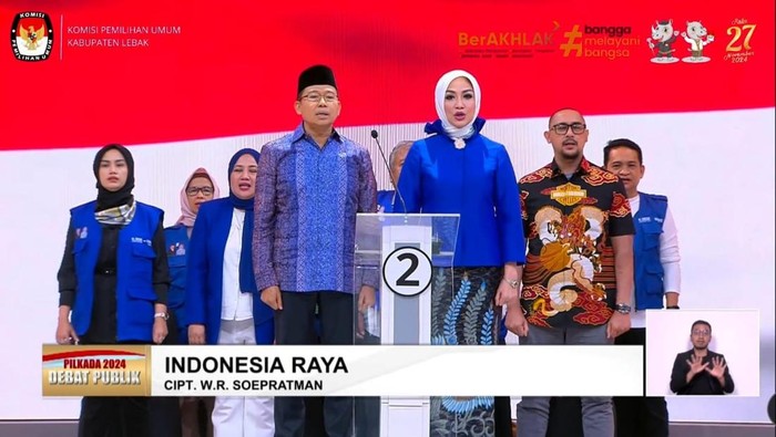 Calon Bupati dan Wakil Bupati Lebak nomor urut 2, Dede Supriyadi-Virnie Safitri (dok. YouTube KPU Lebak)