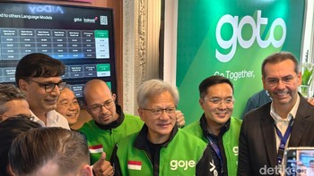 Dia melesatkan Nvidia jadi produsen chip AI papan atas yang produknya laku di mana-mana untuk kebutuhan mesin AI di seluruh dunia. Foto: Adi Fida Rahman/detikinet
