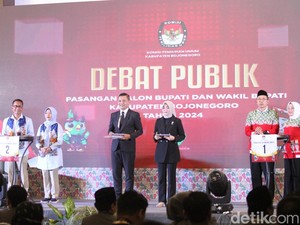 Drama Warnai Debat Publik Pilbup Bojonegoro: Aksi Protes hingga Sindiran