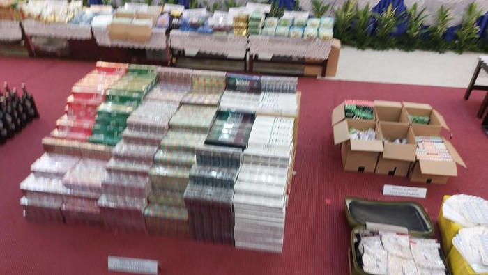 Deretan barang selundupan masuk Indonesia