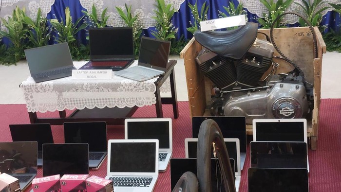 Deretan barang selundupan masuk Indonesia