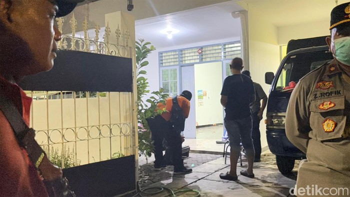 dua Orang Warga Surabaya Jadi Korban Pembacokan Keluarga Hingga Meninggal Dunia