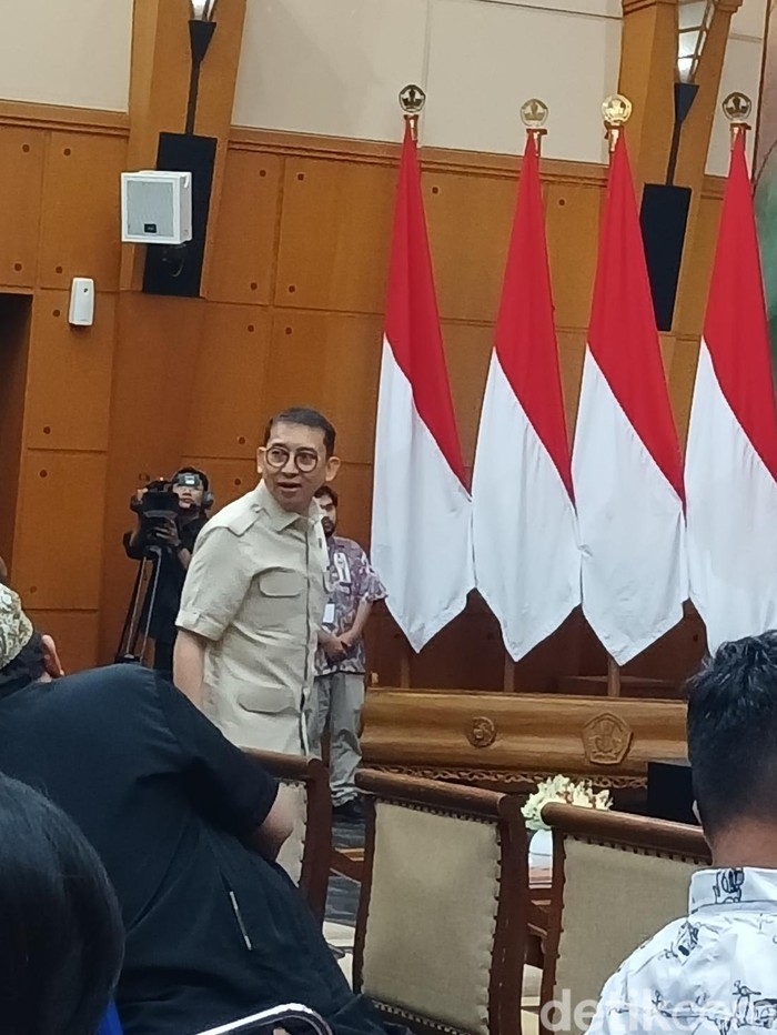 Fadli Zon Fadli Zon saat menghadiri konferensi pers FFI 2024 di Gedung Ki Hajar Dewantara, KEMENDIKBUDRISTEK RI, Senayan Jakarta Pusat pada Kamis (14/11/2024).