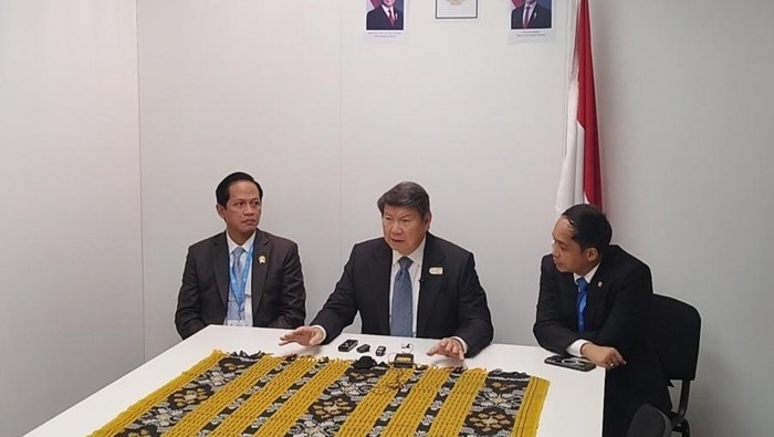 Ketua Delegasi Indonesia di COP 29, Hashim S. Djojohadikusumo blak-blakan Indonesia butuh pendanaan mencapai US$ 235 miliar atau sekitar Rp 3.689 triliun untuk mengebut rencana tambah listrik hingga 100 gigawatt lebih.