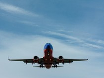Layangan Bikin Pesawat Delay di Soekarno-Hatta, Angkasa Pura Minta Maaf