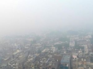 Polusi Sebabkan Kekacauan Penerbangan di India