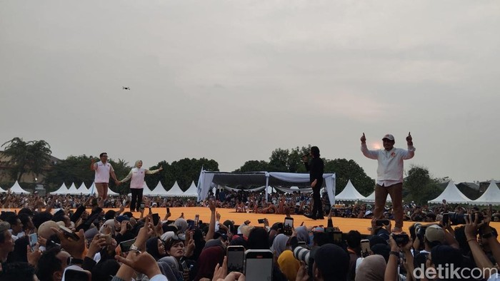 Kampanye akbar RK-Suswono di Cengkareng, Jakarta Barat. (Maulana/detikcom)