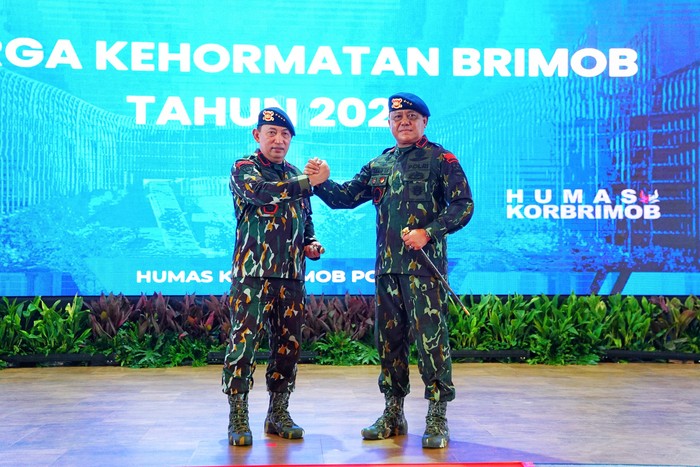 Kapolri Jenderal Listyo Sigit Prabowo dan Komandan Korps Brimob Komjen Imam Widodo (Dok Istimewa)