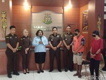 Kejari Jembrana Hentikan Dua Kasus Pencurian Melalui Restorative Justice