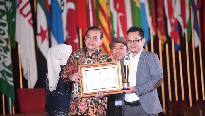 Ketua KPID Jabar, Adiyana Slamet.