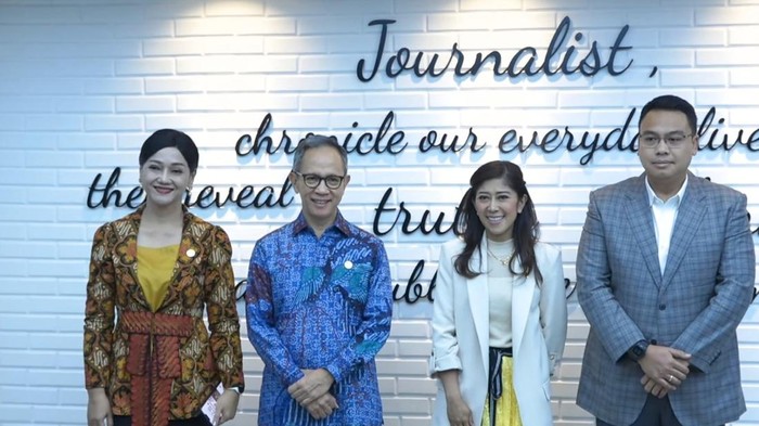 Komdigi-OJK berantas judi online.
