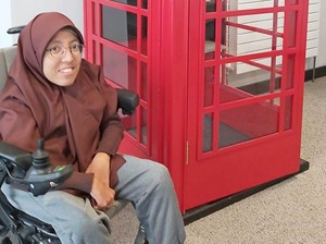 Perjuangan Fina Wujudkan Mimpi Kuliah ke Luar Negeri di Tengah Keterbatasan Fisik