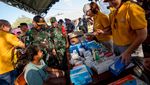 Momen Panglima TNI Serahkan Bantuan untuk Warga Terdampak Erupsi Lewotobi
