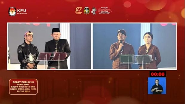 Paslon nomor 02 Ibbin - Elim dan Paslon 01 Bambang - Bayu di pilwali blitar 2024
