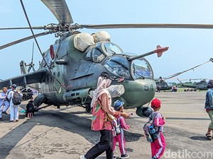 Weekend di Semarang, Ayo Lihat Heli Canggih Apache di Penerbad Expo
