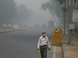 Ngeri! Polusi di India Naik ke Level Paling Parah, Nilai AQI Nyaris 500