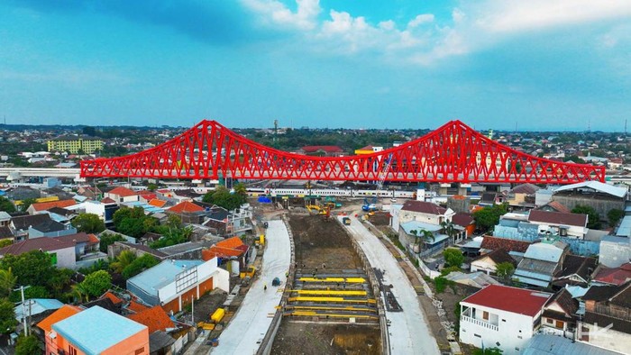 PT Hutama Karya mengebut pembangunan MRT Fase 2A CP203 Area Kota - Glodok, Jakarta dan Underpass Joglo di Kecamatan Banjarsari, Surakarta, Jateng. Begini progresnya.