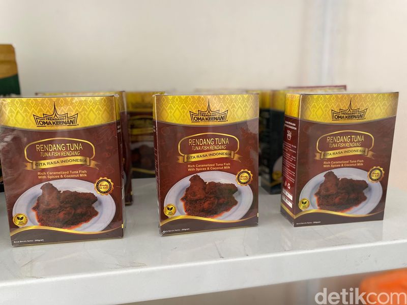 Rendang Oma Keenan, sosok pensiunan yang sukses menjual rendang sampai masuk pasar ekspor Selandia Baru.
