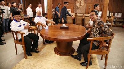 Santai! Begini Suasana Pertemuan Anies Baswedan dan Syaikhu-Ilham Habibie
