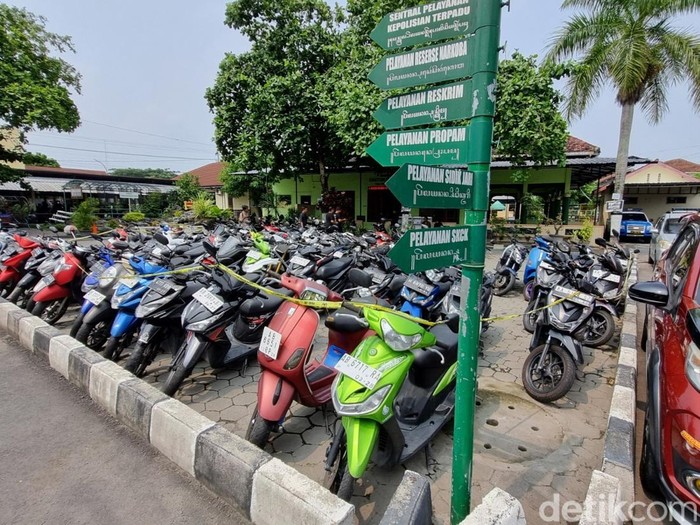 Sebanyak 59 motor yang belum diambil pemiliknya di Polres Bantul, Kamis (14/11/2024).