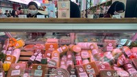 Gerai El Primo juga hadir di SIAL Interfood 2024. Mereka berada di Hall D2, kamu bisa melihat aneka produk sosis dan daging olahan. Foto: detikFood/Yenny Mustika Sari